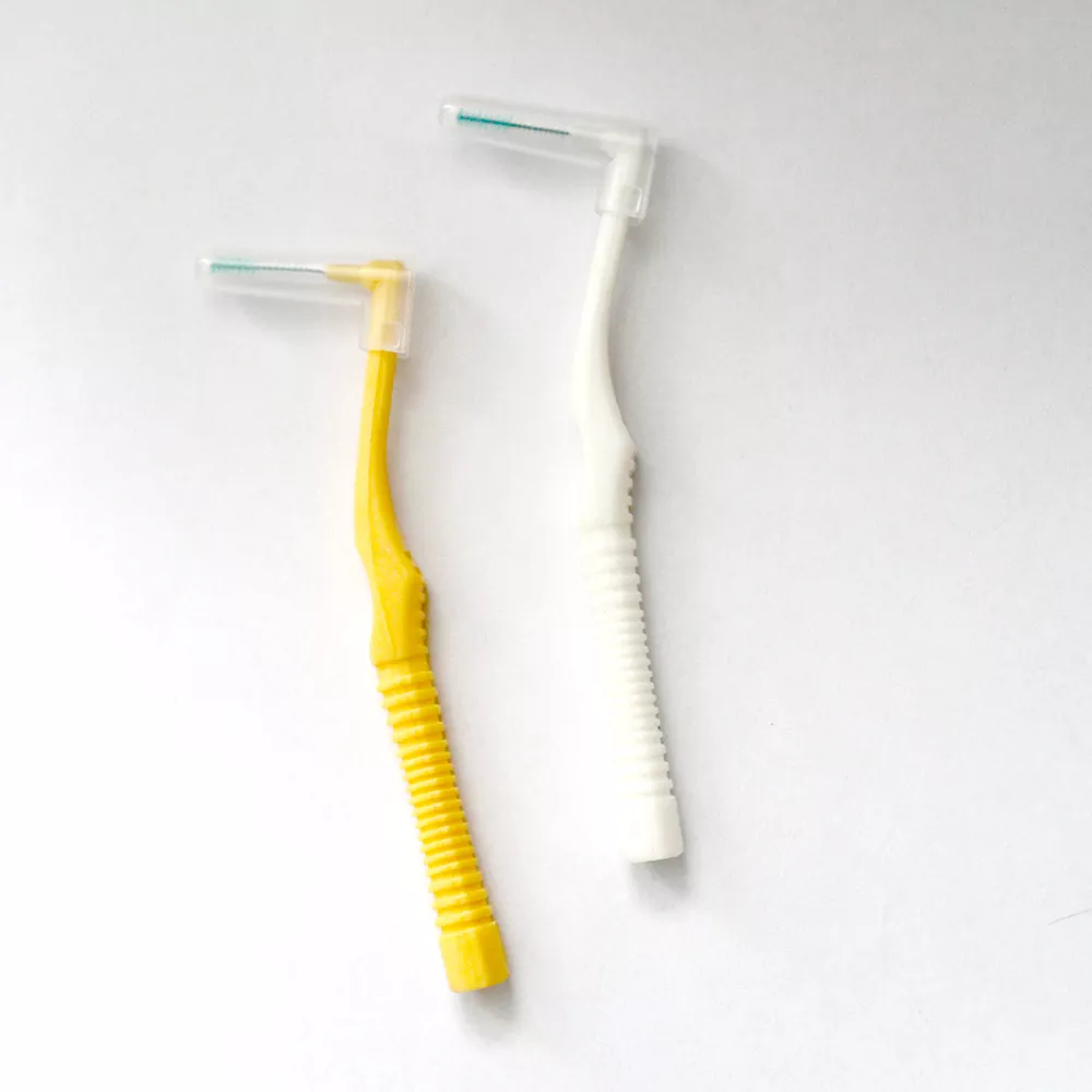 Sikat Interdental berbulu lembut